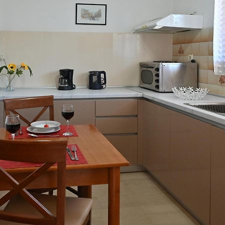 Villa Efterpi Kontokali Buitenkant foto