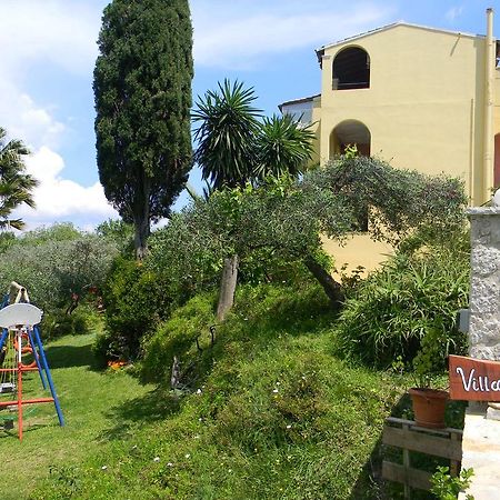 Villa Efterpi Kontokali Buitenkant foto