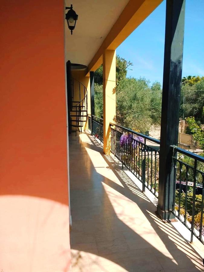 Villa Efterpi Kontokali Buitenkant foto