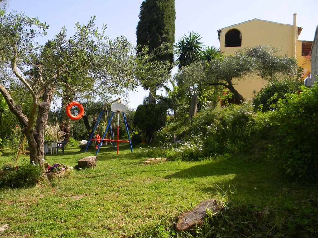 Villa Efterpi Kontokali Buitenkant foto