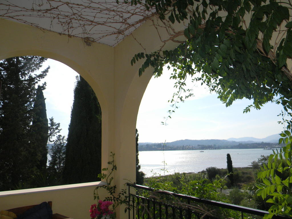 Villa Efterpi Kontokali Buitenkant foto